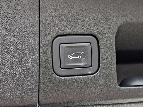 Used 2025 Cadillac XT5 Premium Luxury w/ LPO, Floor Liner Package AWD/4WD image 35