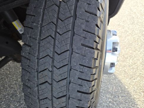 Used 2025 GMC Sierra 3500 Denali Ultimate image 20