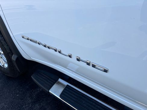 Used 2020 GMC Sierra 2500 Denali w/ Technology Package image 4