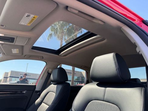 Used 2024 Honda Civic Touring image 6