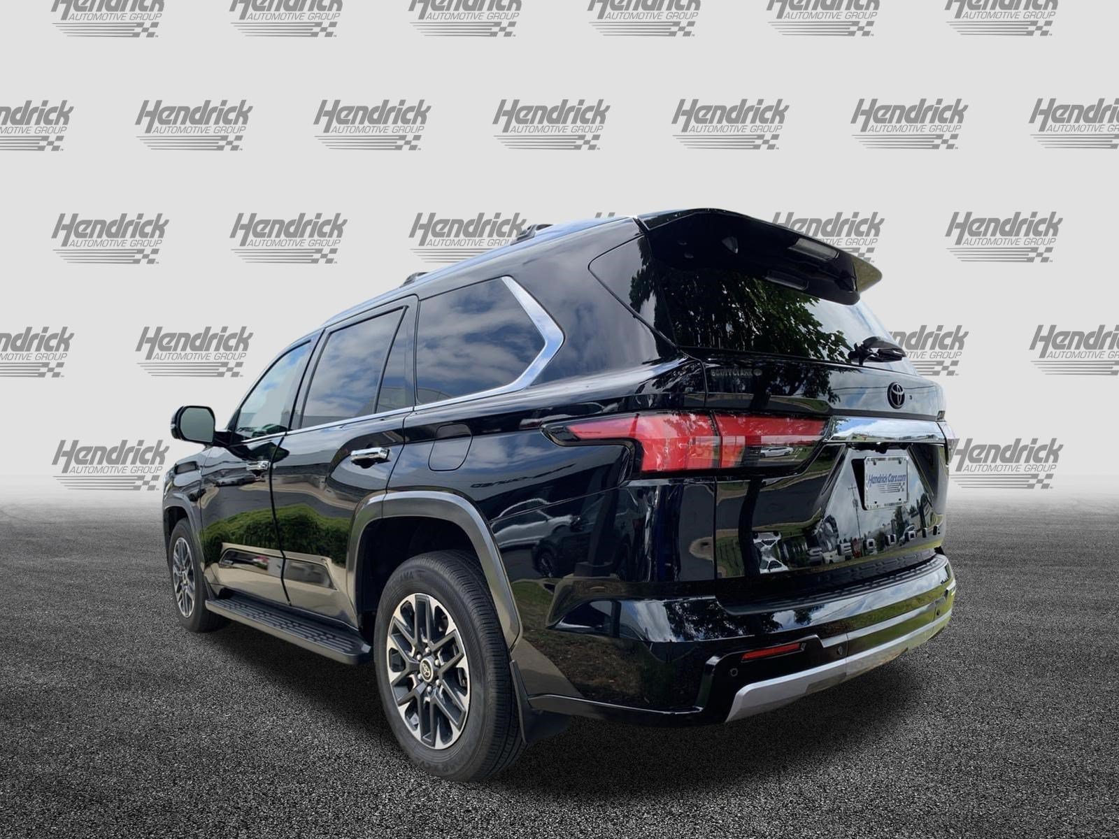 Used 2024 Toyota Sequoia Limited AWD/4WD image 8