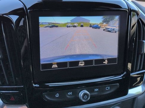 Used 2023 Chevrolet Traverse LT AWD/4WD image 15