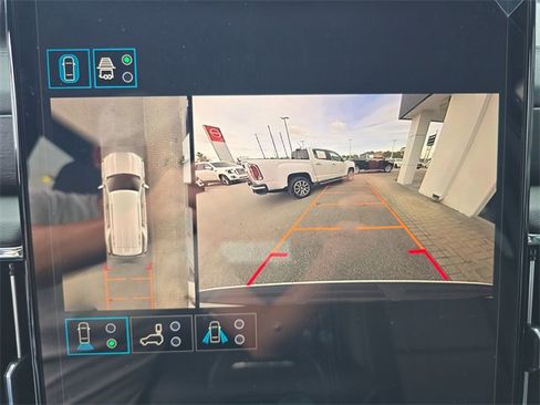 New 2026 GMC Yukon Denali w/ Sun & Power Step Package image 22