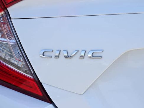 Used 2021 Honda Civic Sport image 10