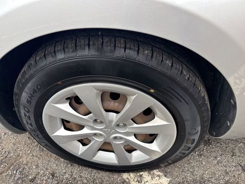 Used 2013 Kia Rio LX w/ PWR Pkg image 12