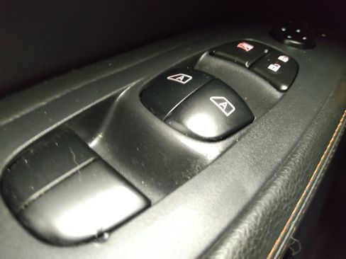 Used 2020 Nissan Pathfinder SV w/ Rock Creek Edition FWD image 27