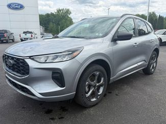 Used 2024 Ford Escape ST-Line w/ Tech Pack #1 AWD/4WD video 1