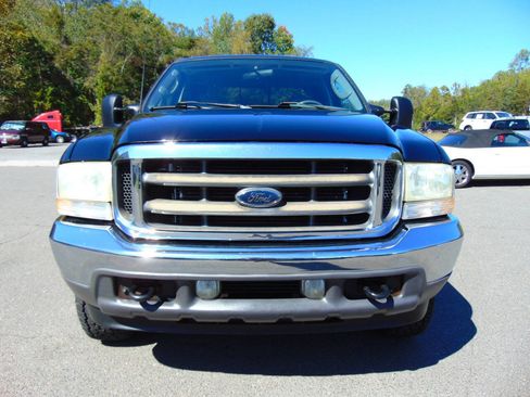 Used 2003 Ford F250 Lariat image 3