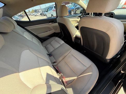 Used 2018 Hyundai Elantra SEL w/ Cargo Package image 40