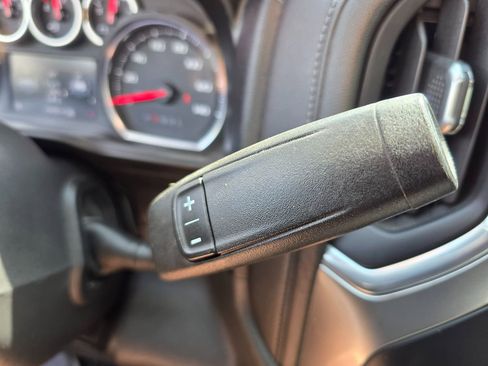 Used 2020 Chevrolet Silverado 1500 LT w/ All-Star Edition image 38