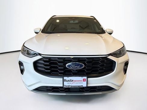 Used 2023 Ford Escape ST-Line Elite w/ Premium Technology Package image 2