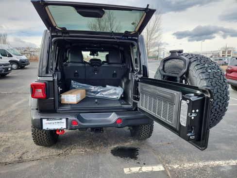 Used 2020 RAM ProMaster 2500 w/ RV Ready Prep Package image 35