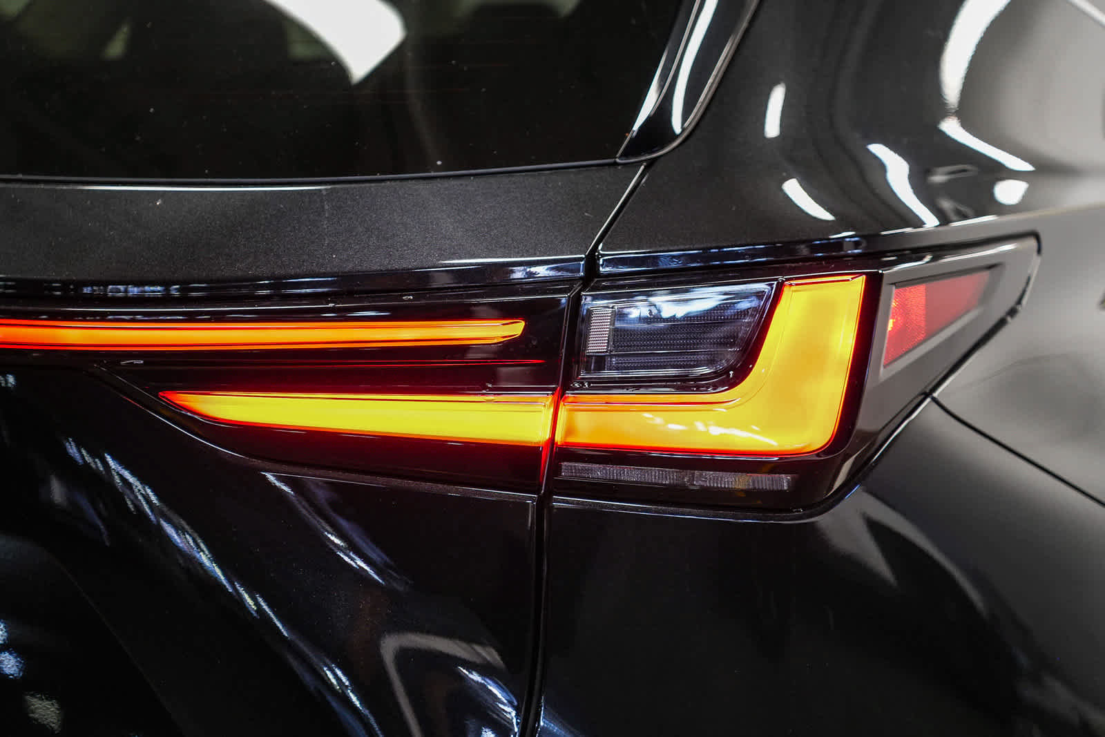 Used 2026 Lexus NX 350 AWD w/ Cold Area Package image 5