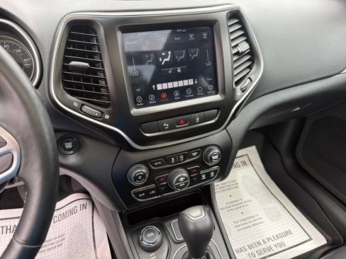 Used 2021 Jeep Cherokee Latitude Lux 80th Anniv w/ Quick Order Package 26U 80TH AWD/4WD image 18