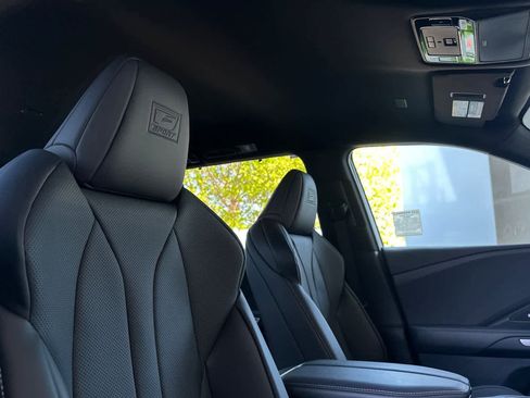 New 2026 Lexus TX 500h AWD image 19