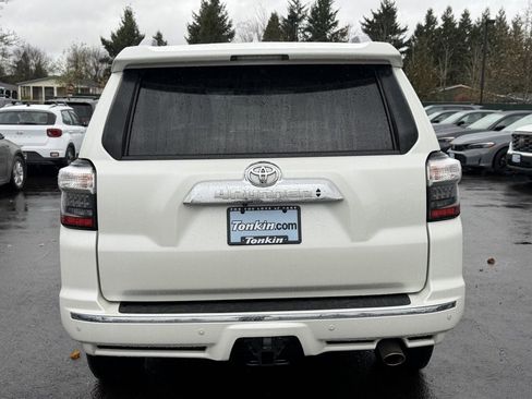 Used 2016 Toyota 4Runner Limited image 6