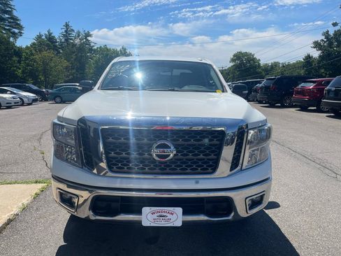 Used 2017 Nissan Titan S AWD/4WD image 2