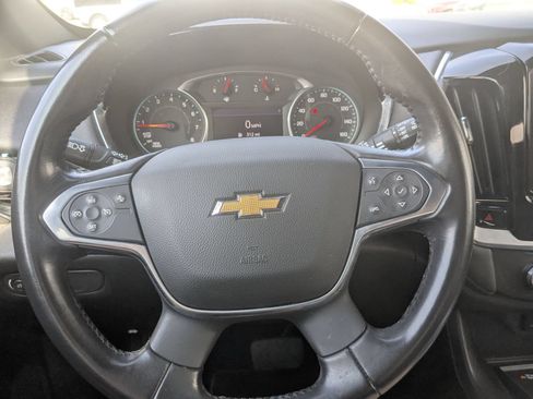 Used 2022 Chevrolet Traverse LT AWD/4WD image 19