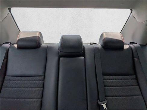 Used 2017 Toyota Camry SE FWD image 15