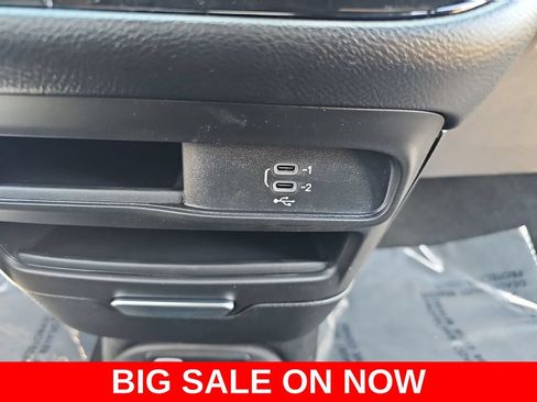 New 2027 Chrysler Pacifica Select FWD image 26