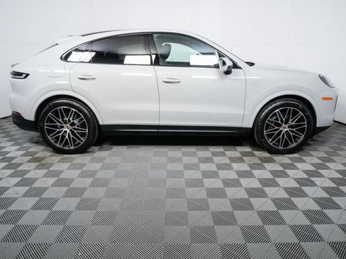 Certified 2026 Porsche Cayenne Coupe AWD/4WD image 27