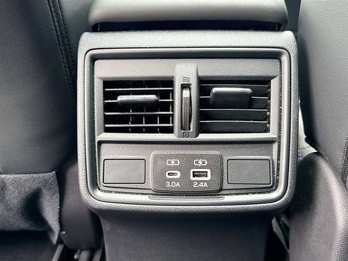 Certified 2026 Subaru Forester Premium AWD/4WD image 23