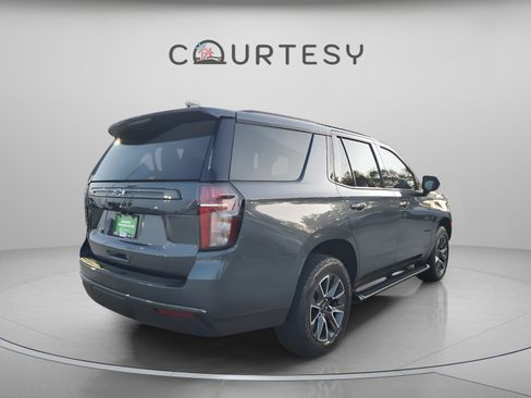 Used 2021 Chevrolet Tahoe Z71 w/ Rear Media and Nav Package image 3