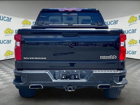 Used 2022 Chevrolet Silverado 1500 High Country w/ Technology Package image 5