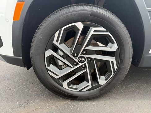 Used 2025 Hyundai Tucson Limited AWD/4WD image 9