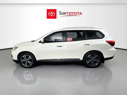 Used 2018 Nissan Pathfinder Platinum FWD image 7