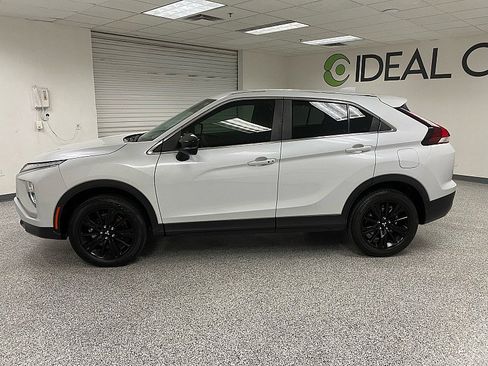 Used 2024 Mitsubishi Eclipse Cross LE image 8