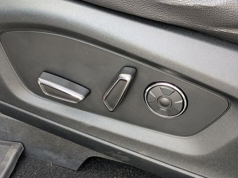 Certified 2020 Ford Explorer ST w/ Premium Technology Package image 23