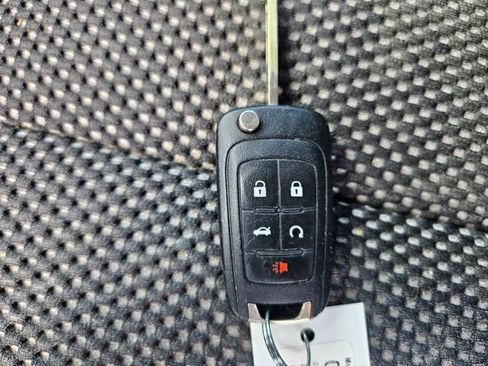 Used 2017 Chevrolet Equinox LT w/ Convenience Package FWD image 27