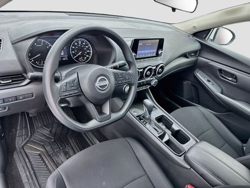 Used 2025 Nissan Sentra S FWD image 7