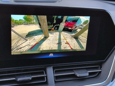 New 2026 Chevrolet Trax LT w/ Driver Confidence Package image 17