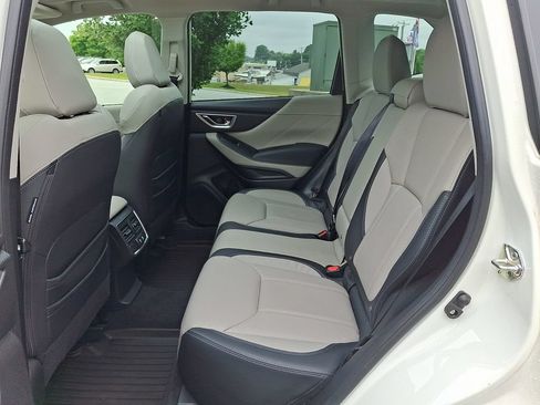 Certified 2023 Subaru Forester Limited AWD/4WD image 11