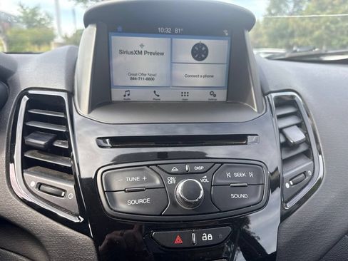Used 2019 Ford Fiesta SE w/ Equipment Group 201A FWD image 12