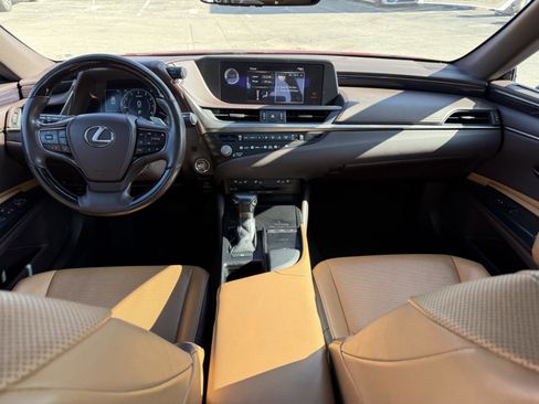 Used 2021 Lexus ES 250 w/ Premium Package image 19