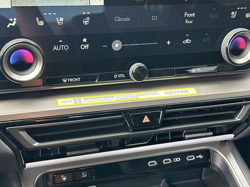 New 2026 Lexus TX 500h AWD image 16