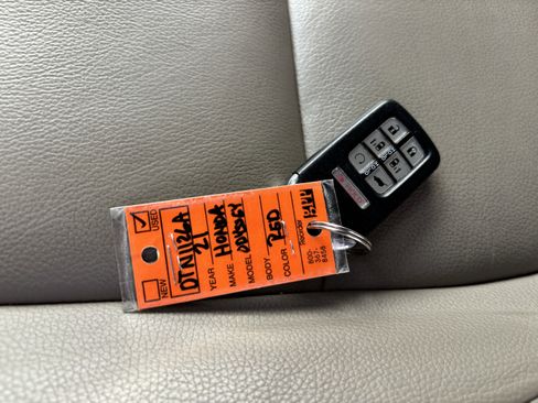 Used 2021 Honda Odyssey Touring image 38