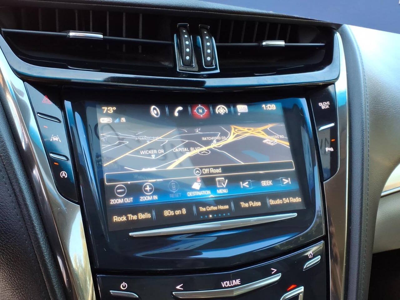 Used 2017 Cadillac CTS Luxury RWD image 17