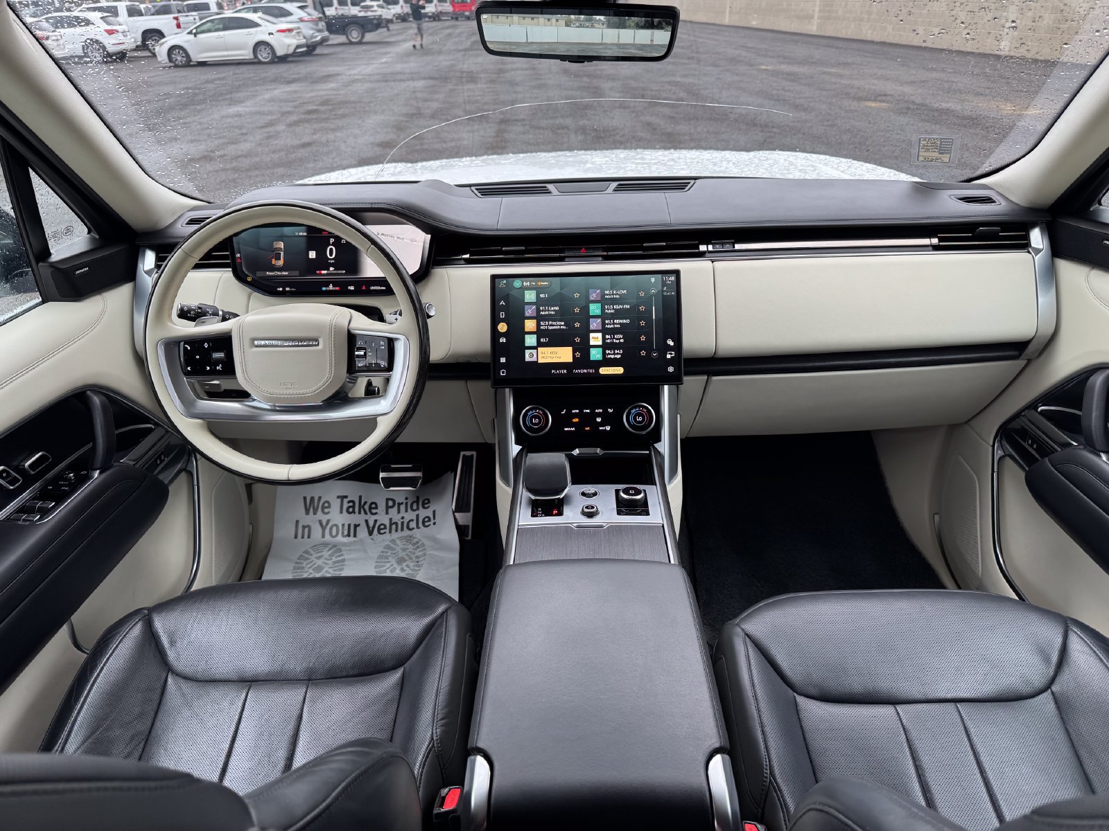Used 2023 Land Rover Range Rover SE AWD/4WD image 16