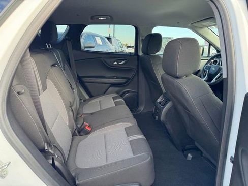 Used 2024 Chevrolet Blazer LT w/ Convenience Package image 12