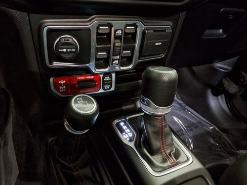 Used 2023 Jeep Gladiator Rubicon w/ LED Lighting Group image 22