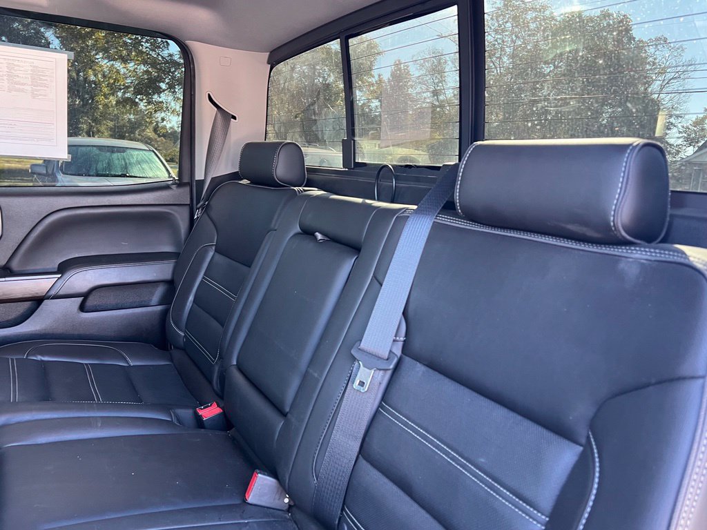 Used 2019 GMC Sierra 2500 Denali w/ Duramax Plus Package AWD/4WD image 9