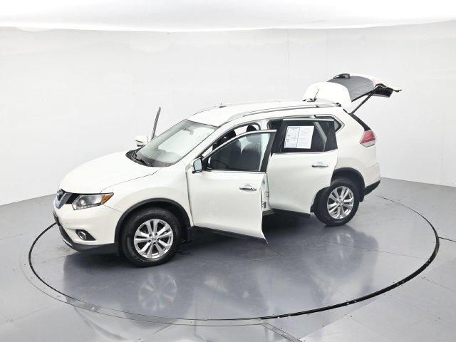 Used 2016 Nissan Rogue SV w/ SV Premium Package AWD/4WD image 48