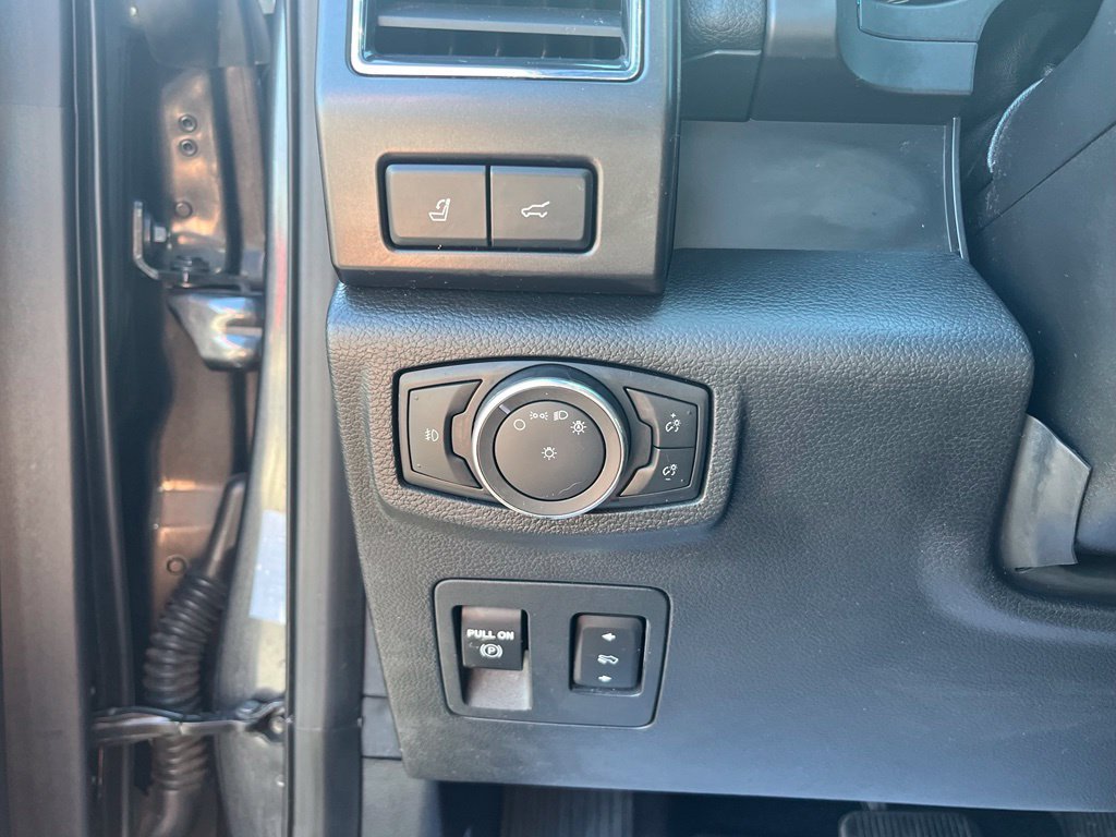 Used 2020 Ford Expedition Max Limited w/ Equipment Group 301A AWD/4WD image 19