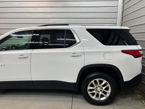 Used 2018 Chevrolet Traverse LT AWD/4WD image 5