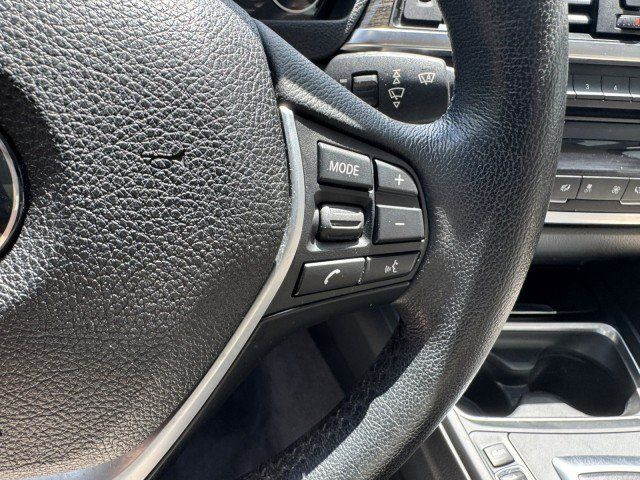 Used 2015 BMW 335i xDrive Sedan AWD/4WD image 21