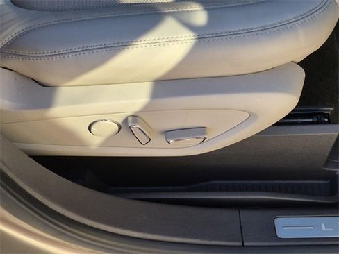 Used 2018 Lincoln MKX Reserve w/ Driver Assistance Package image 15